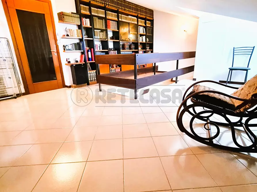 Immagine 8 di Appartamento in vendita  a Pescara