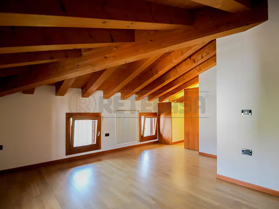 Immagine 23 di Appartamento in vendita  in Via Papa Luciani 249 a Bolzano Vicentino