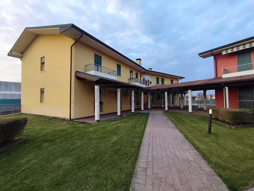 Immagine 1 di Bilocale in vendita  in Via Sant'Ubaldo 10 a Sarego