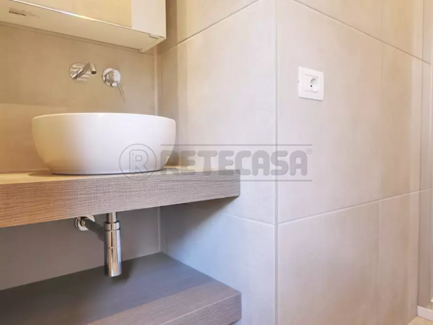 Immagine 8 di Appartamento in affitto  in via mameli a Vicenza