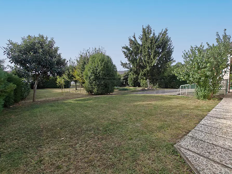 Immagine 5 di Villa in vendita  in Via del Lavoro 14 a Brogliano