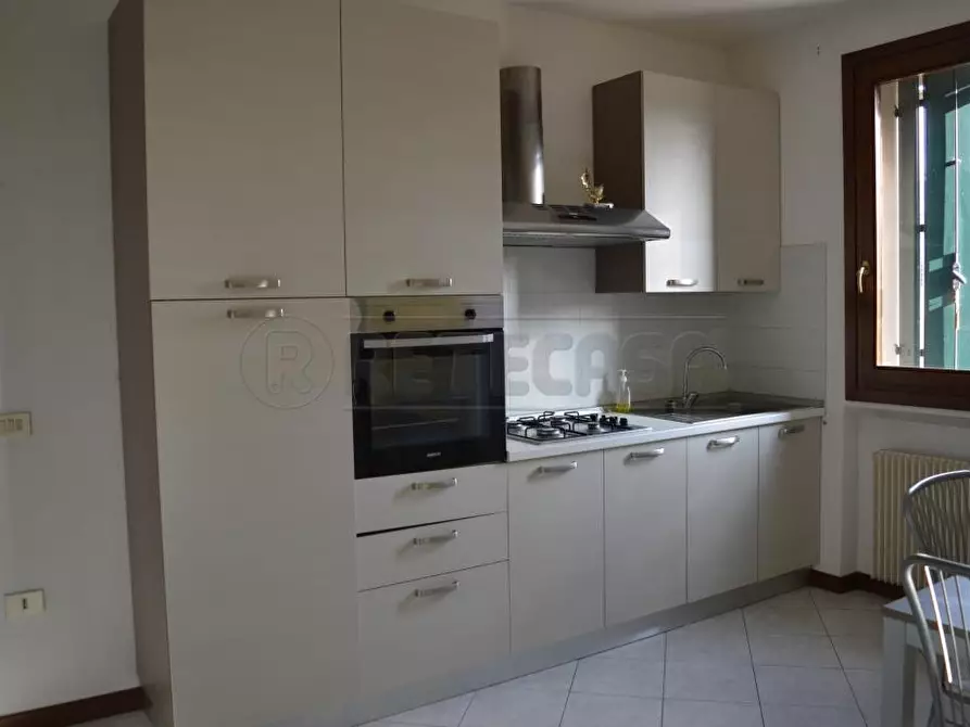 Immagine 1 di Appartamento in affitto  in Via Roma 15 a Val Liona