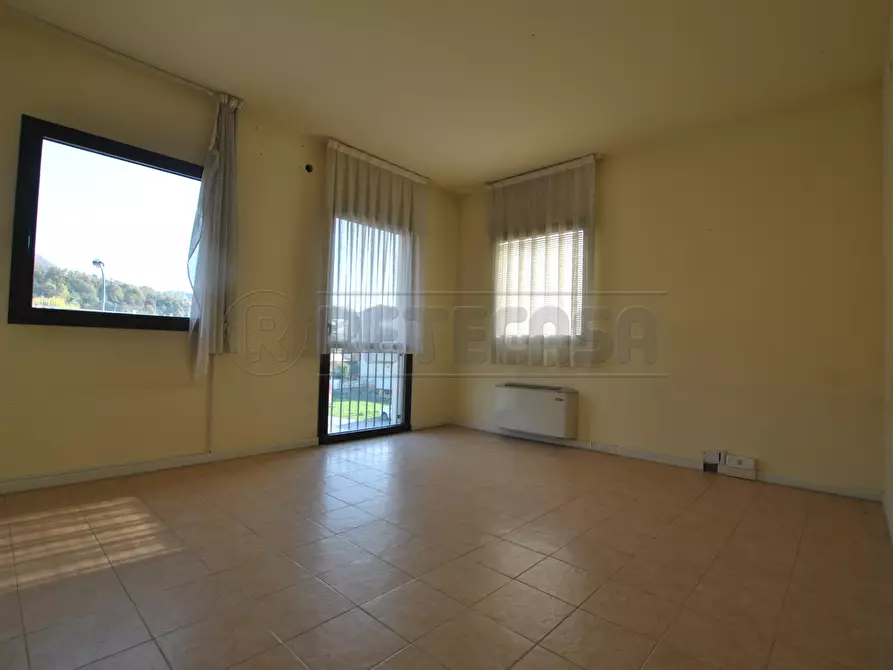 Immagine 3 di Ufficio in affitto  in Cornedo Vicentino via Rasia dal polo 6 a Cornedo Vicentino