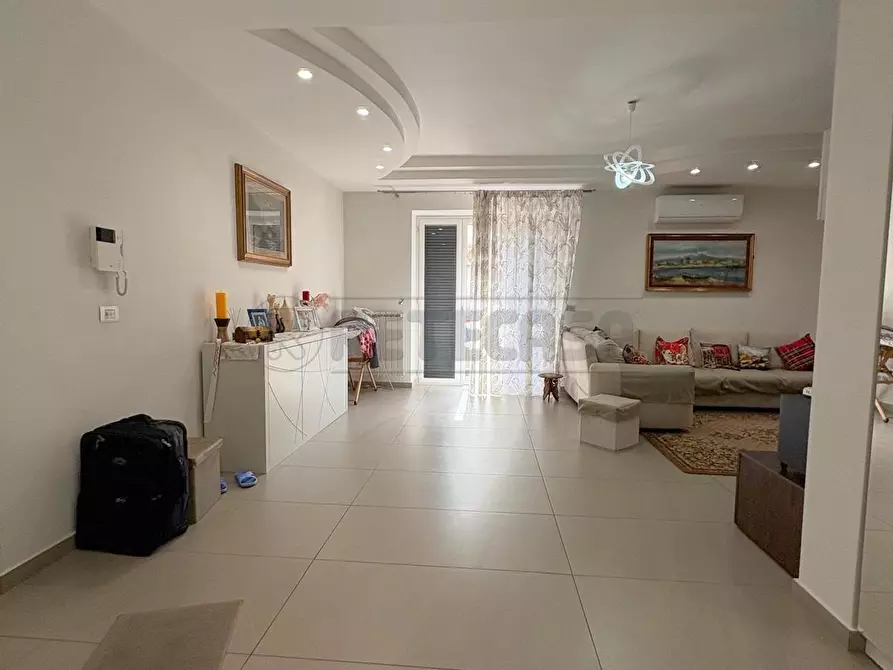 Immagine 18 di Pentalocale in vendita  a Marcianise