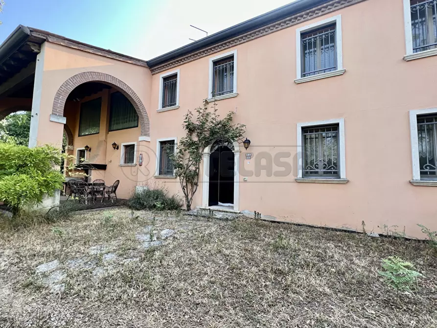 Immagine 1 di Villa in vendita  in via roma 1 a Val Liona