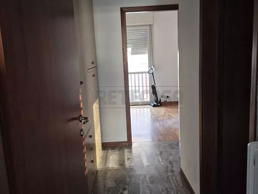 Immagine 9 di Trilocale in affitto  a Bergamo