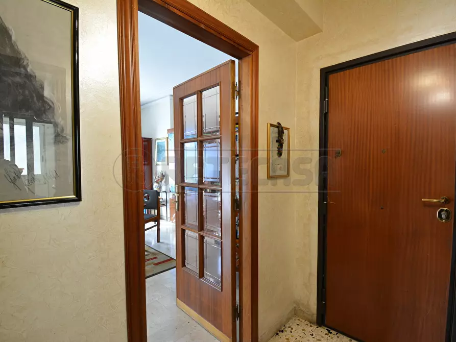 Immagine 10 di Quadrilocale in vendita  a Messina