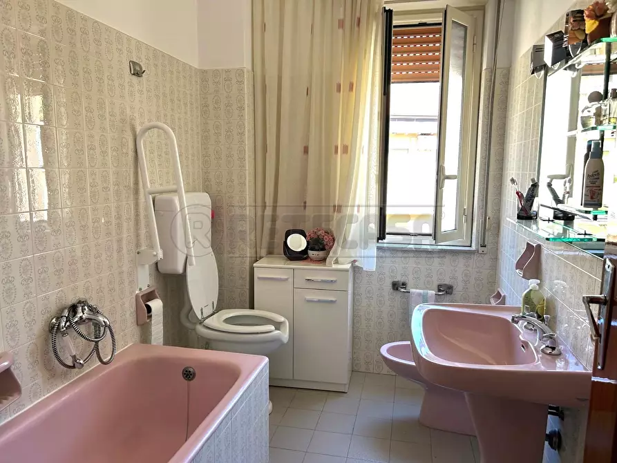 Immagine 5 di Quadrilocale in vendita  in VIA ALCIDE DE GASPERI 47 a Caltanissetta