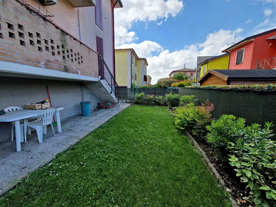 Immagine 5 di Bilocale in vendita  a Cicognolo