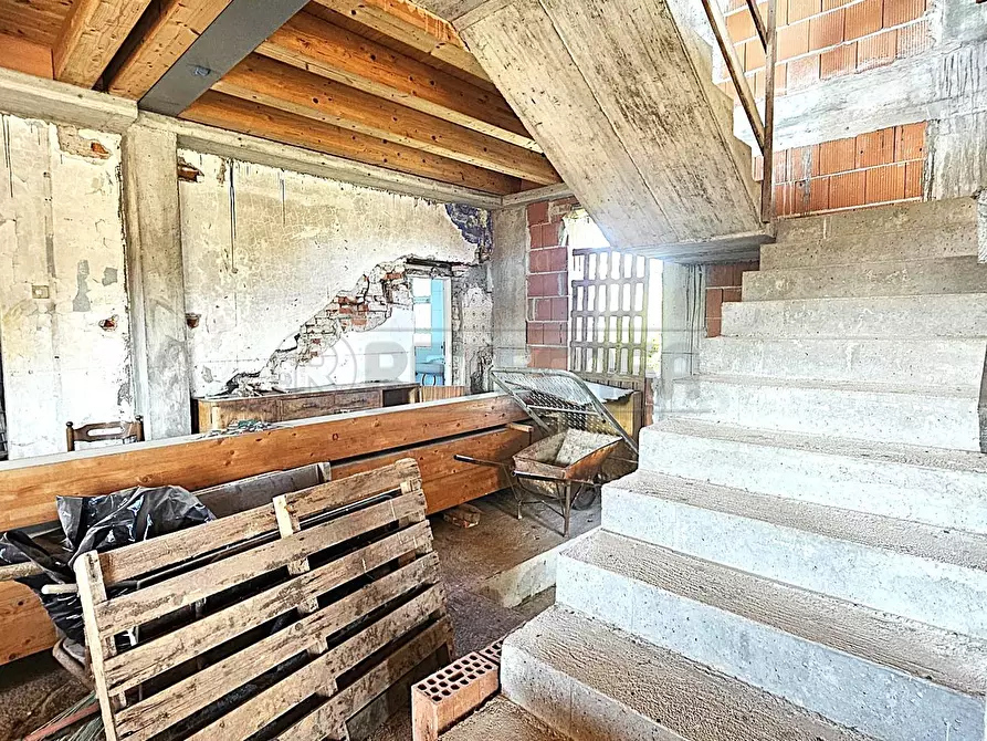 Immagine 5 di Casa indipendente in vendita  a Monticello Conte Otto