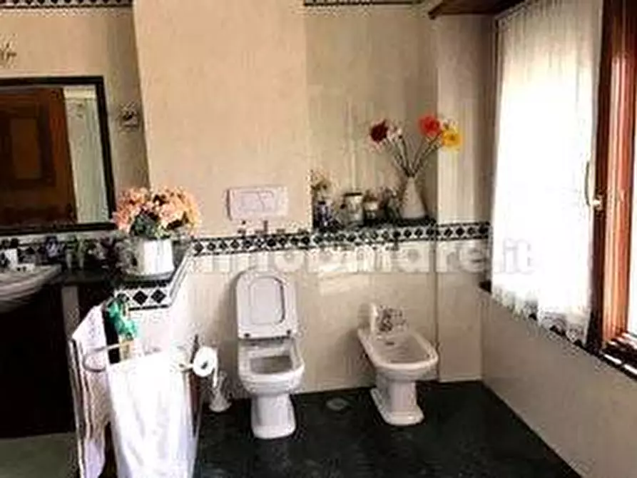 Immagine 14 di Villa in vendita  in Via Eschilo 54 a Roma