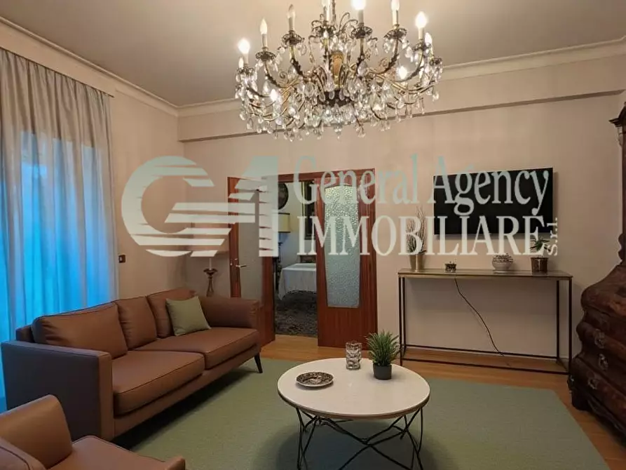 Immagine 17 di Quadrilocale in affitto  in VIALE AFRICA a Roma