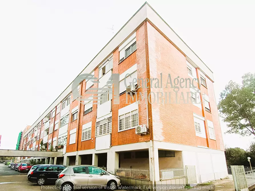 Immagine 3 di Appartamento in vendita  in Via Raffaele Aversa a Roma