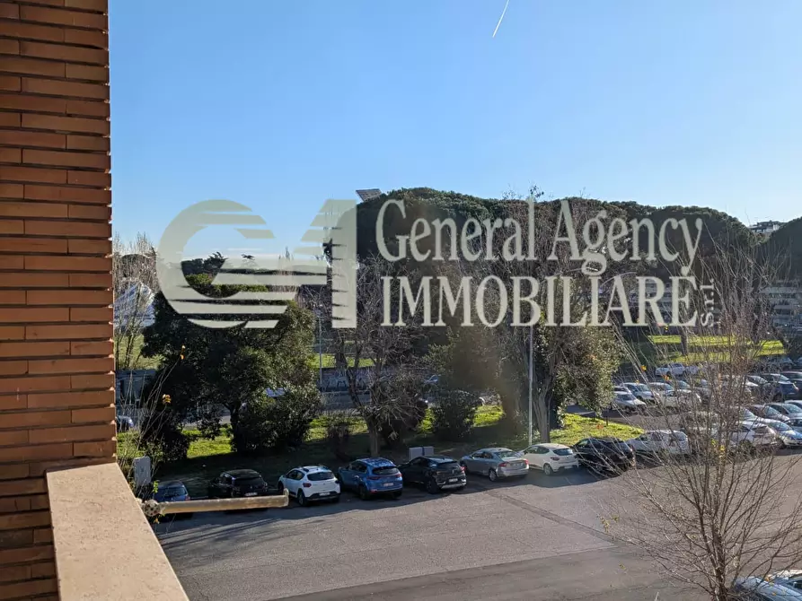 Immagine 85 di Appartamento in vendita  in VIALE DEI PRIMATI SPORTIVI 66 a Roma