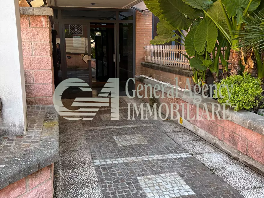 Immagine 1 di Ufficio in affitto  in VIA ANDREA MILLEVOI a Roma