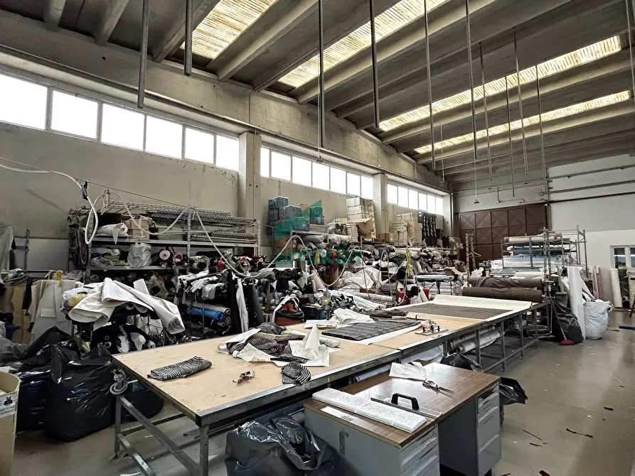 Immagine 6 di Attività artigianale in vendita  in Via dei Vetrai 5 a Modugno