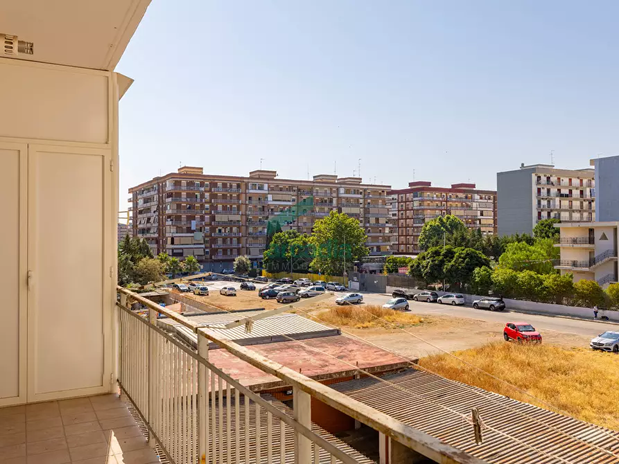 Immagine 28 di Quadrilocale in vendita  in Via Pordenone 12 a Bari