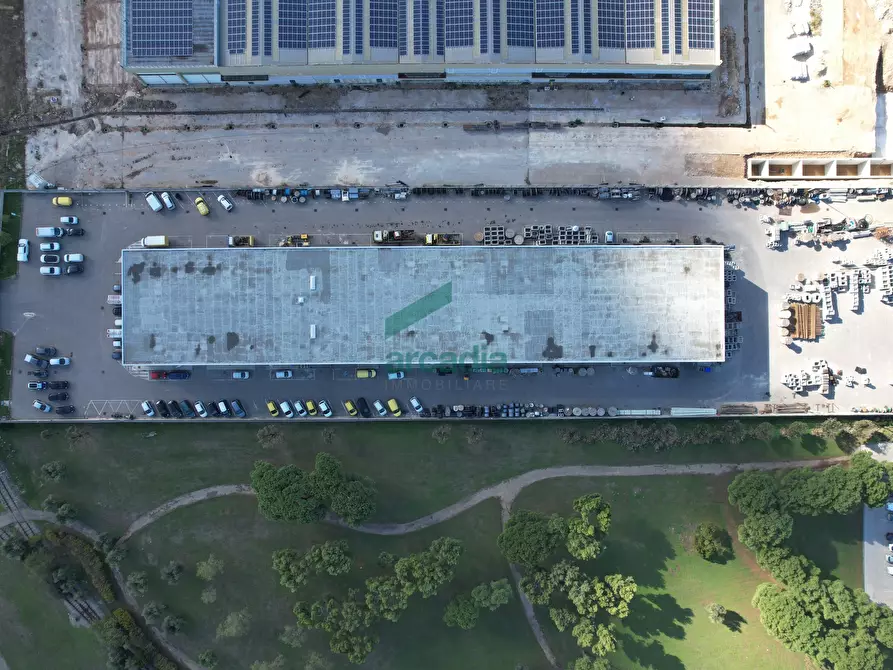 Immagine 9 di Attività artigianale in vendita  in Via delle Violette 10 a Modugno