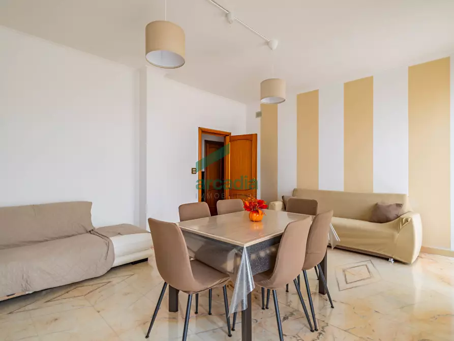 Immagine 1 di Casa indipendente in vendita  in Via Gabriele D'Annunzio 11 a Triggiano