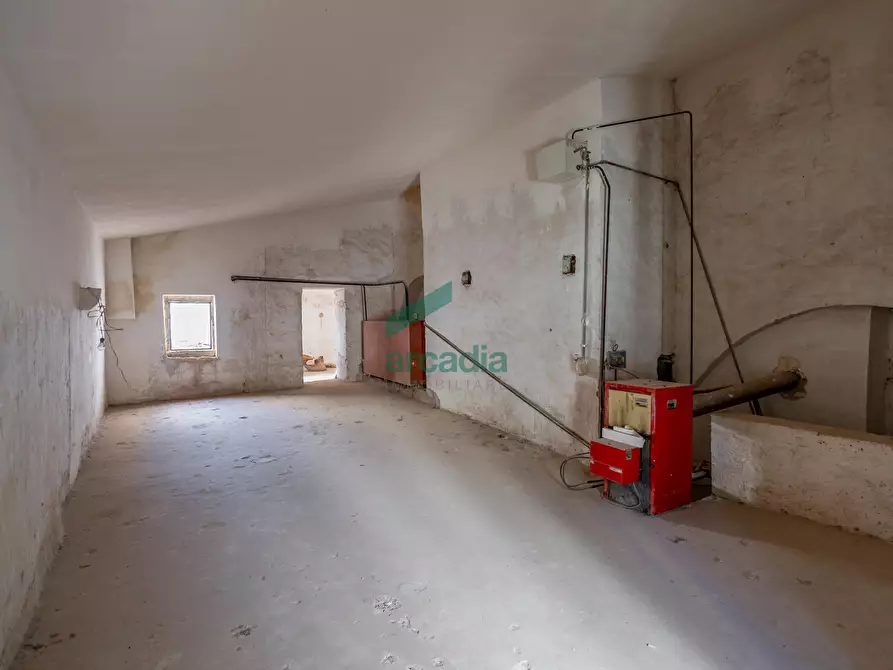 Immagine 43 di Appartamento in vendita  in Piazza Nicola e Costa 13 a Castellana Grotte