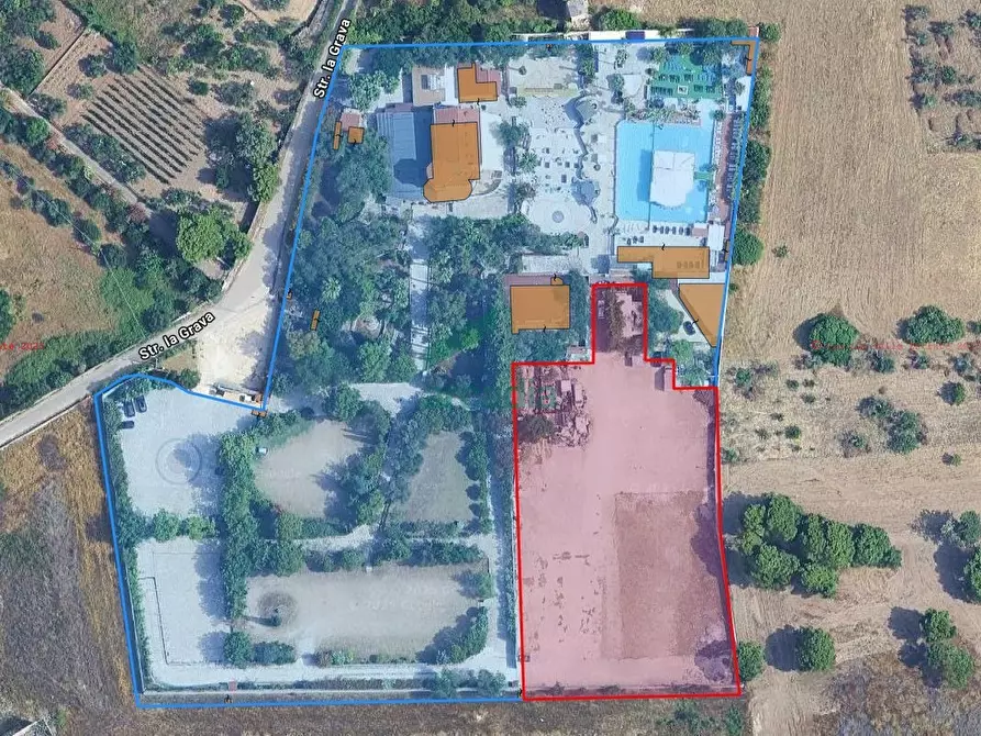 Immagine 130 di Locale commerciale in vendita  in Strada la Grava 16 a Bari