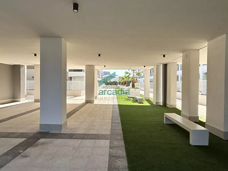 Immagine 22 di Bilocale in affitto  in Via Giovanni Amendola 156 a Bari