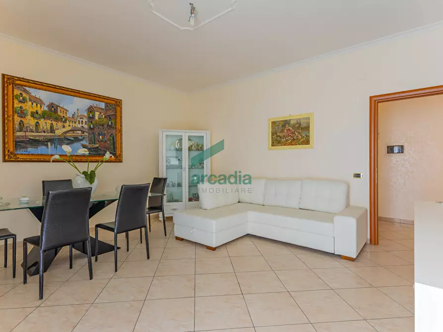 Immagine 7 di Quadrilocale in vendita  in Via Pordenone 12 a Bari