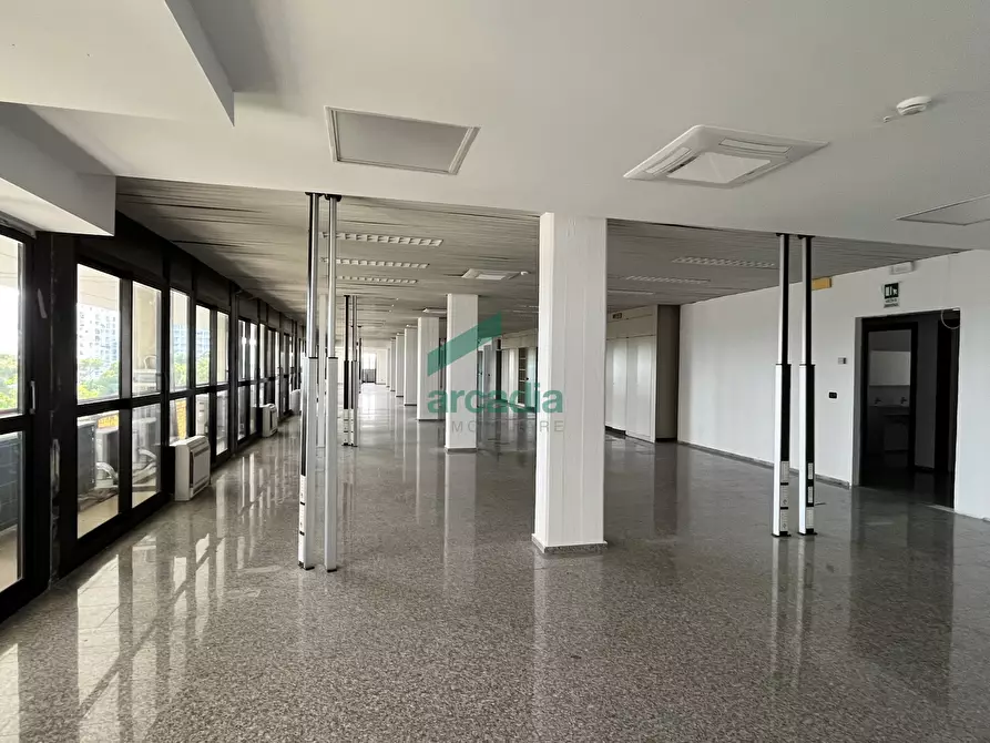 Immagine 4 di Ufficio in affitto  in Via Sette Pietro 4 a Bari