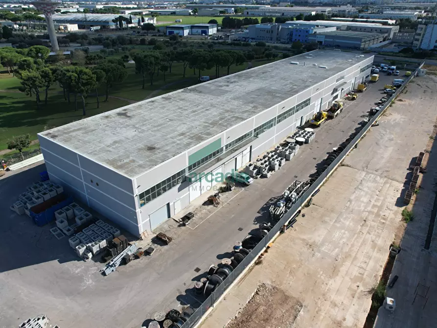 Immagine 6 di Attività artigianale in vendita  in Via delle Violette 10 a Modugno