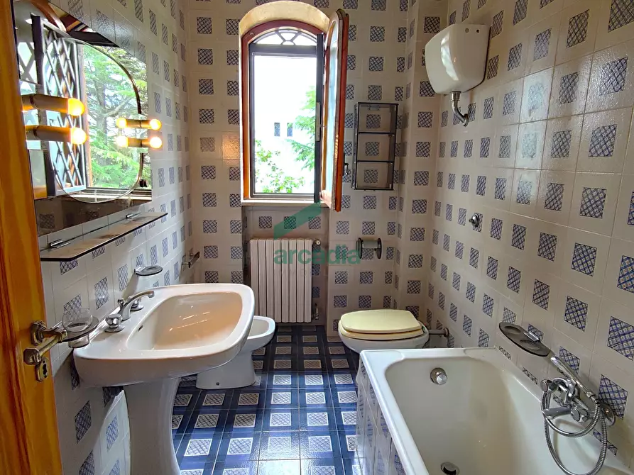 Immagine 17 di Villa in vendita  in Strada Cola di Cagno 32 a Bari