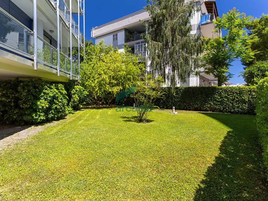 Immagine 7 di Quadrilocale in vendita  in Viale Louis Pasteur 15A a Bari