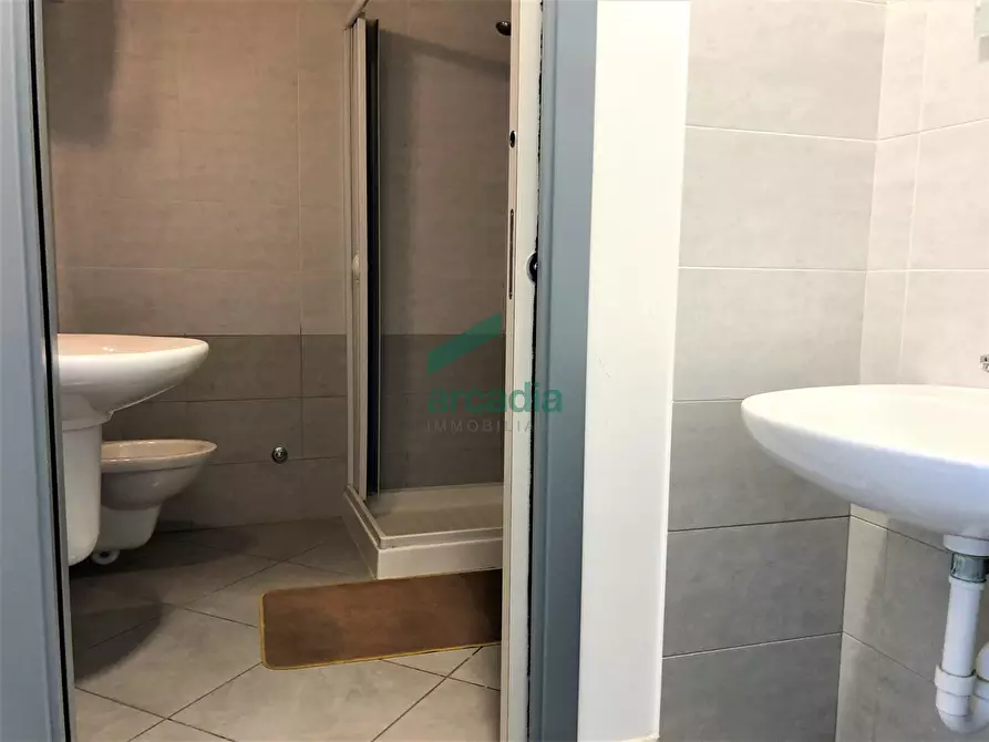 Immagine 32 di Attività artigianale in vendita  in Via delle Magnolie 8 a Modugno