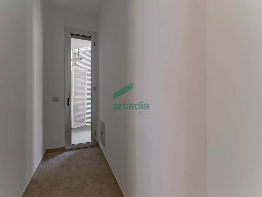 Immagine 16 di Quadrilocale in vendita  in Viale Louis Pasteur 15A a Bari