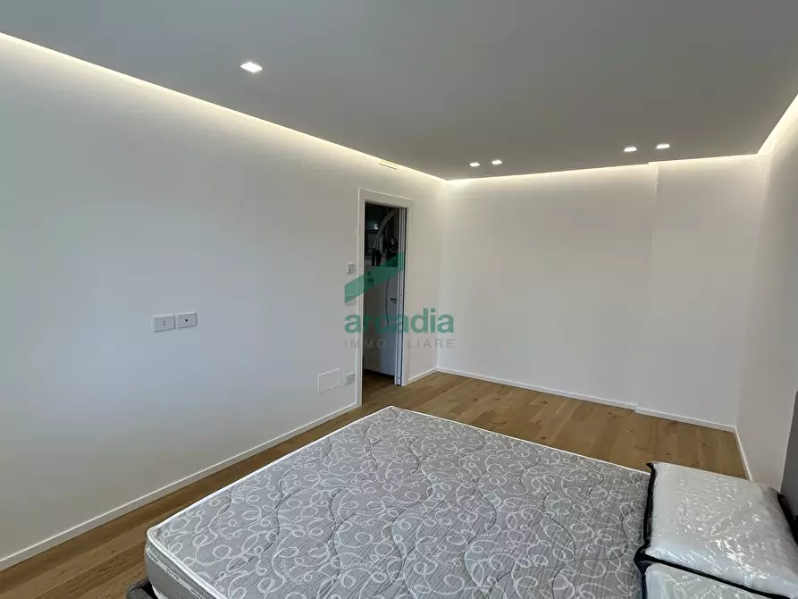 Immagine 7 di Bilocale in affitto  in Via Giovanni Amendola 156 a Bari