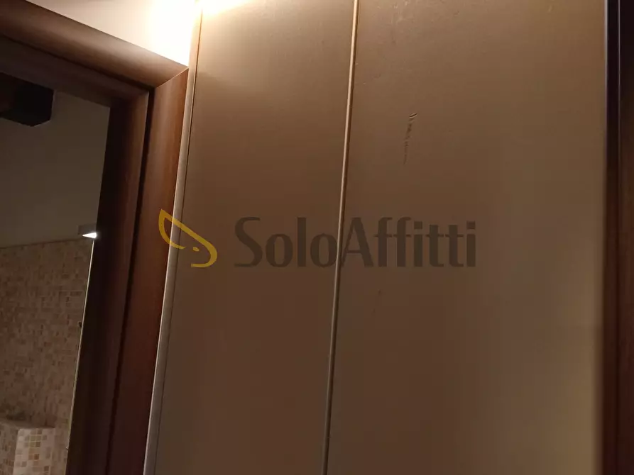 Immagine 18 di Bilocale in affitto  a Falconara Marittima