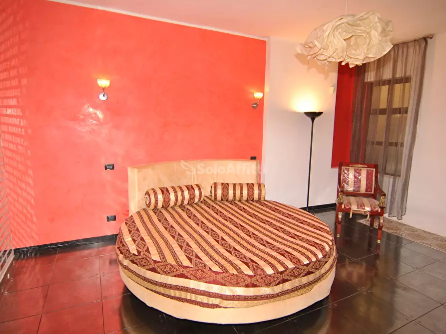 Immagine 19 di Loft/Open space in affitto  a Livorno