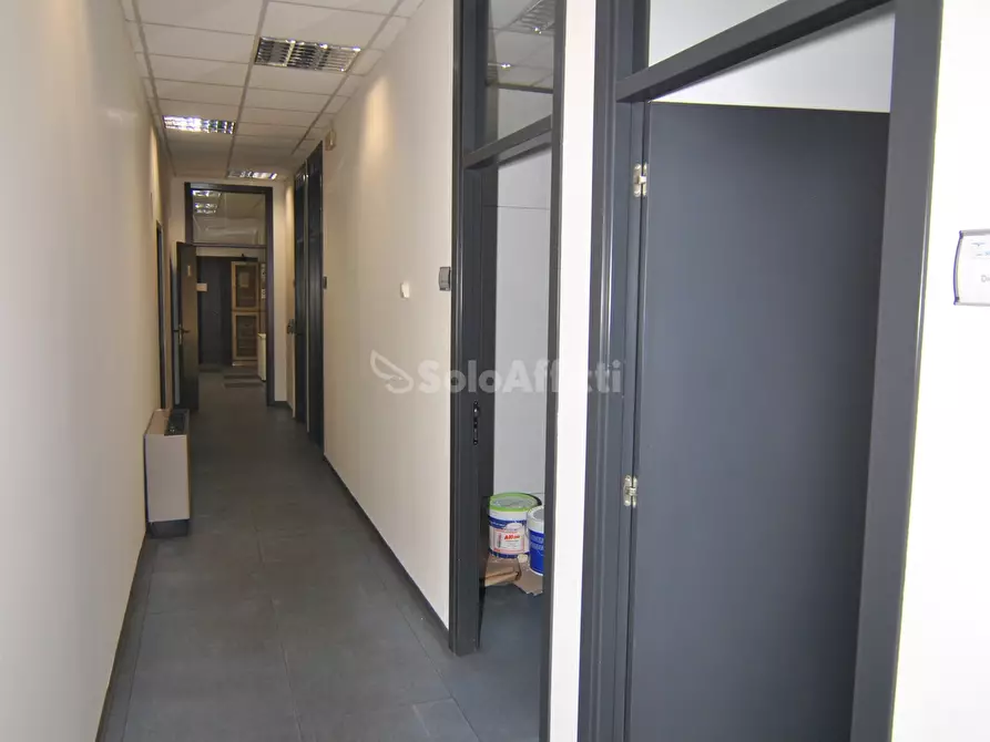 Immagine 3 di Ufficio in affitto  in Via Galeazzo Pardera 4 a Livorno