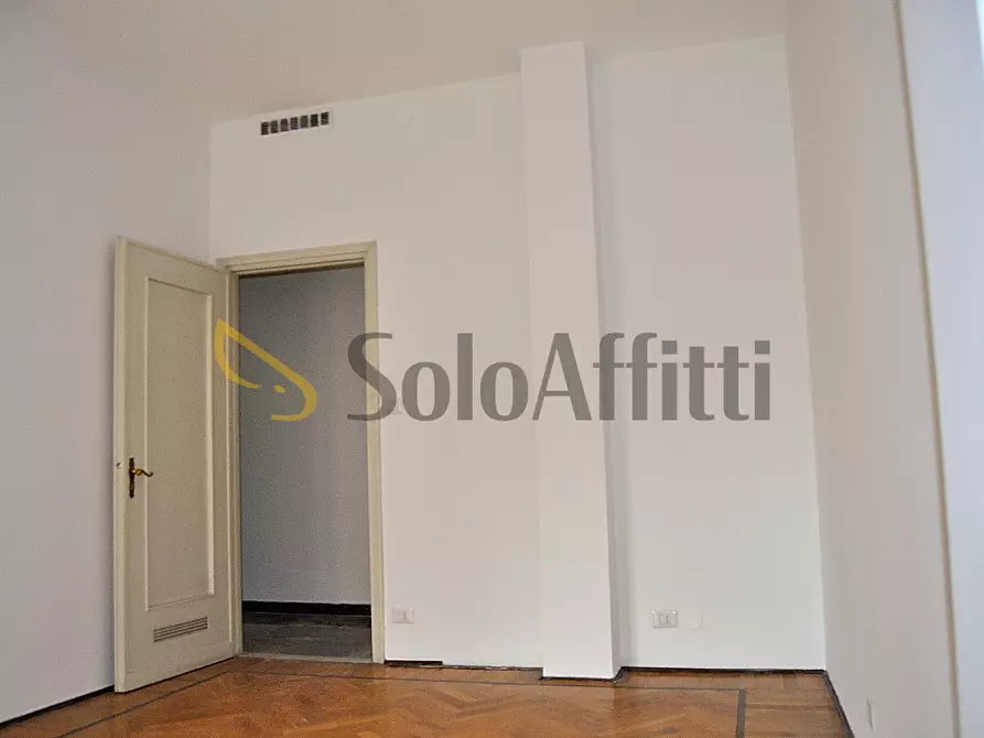 Immagine 27 di Pentalocale in affitto  in Corso Carlo e Nello Rosselli 11 a Torino