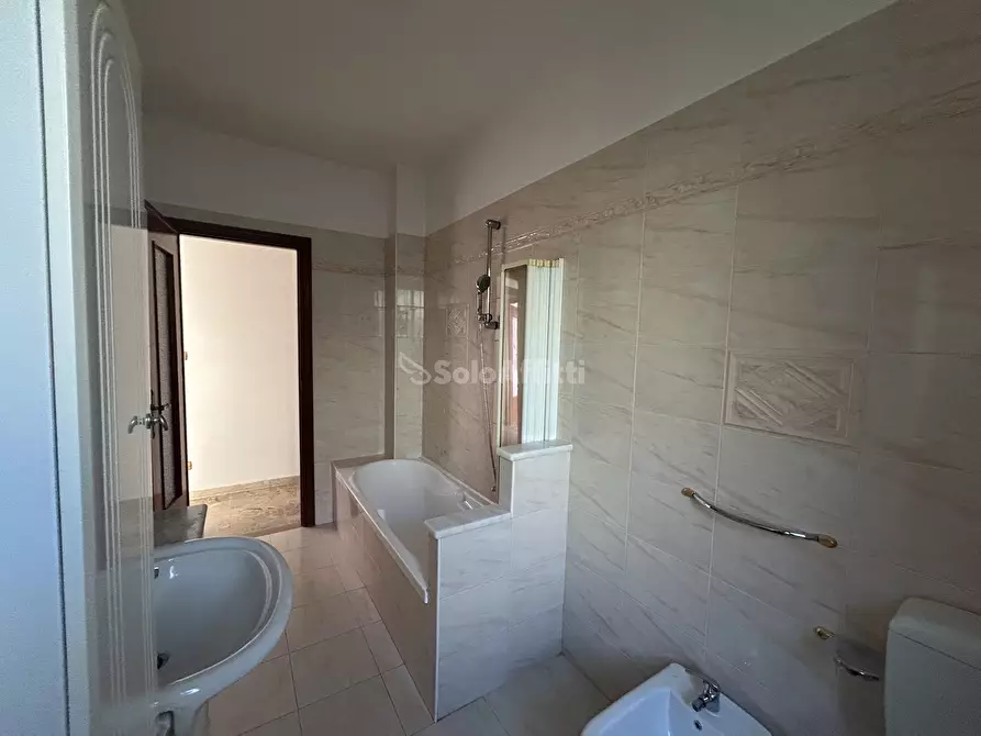 Immagine 8 di Pentalocale in affitto  in Via Sangone 17 a Alpignano