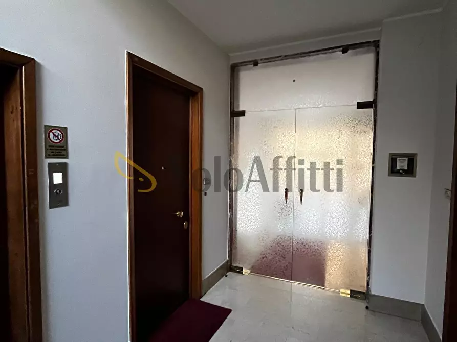 Immagine 21 di Bilocale in affitto  in via vidua a Torino