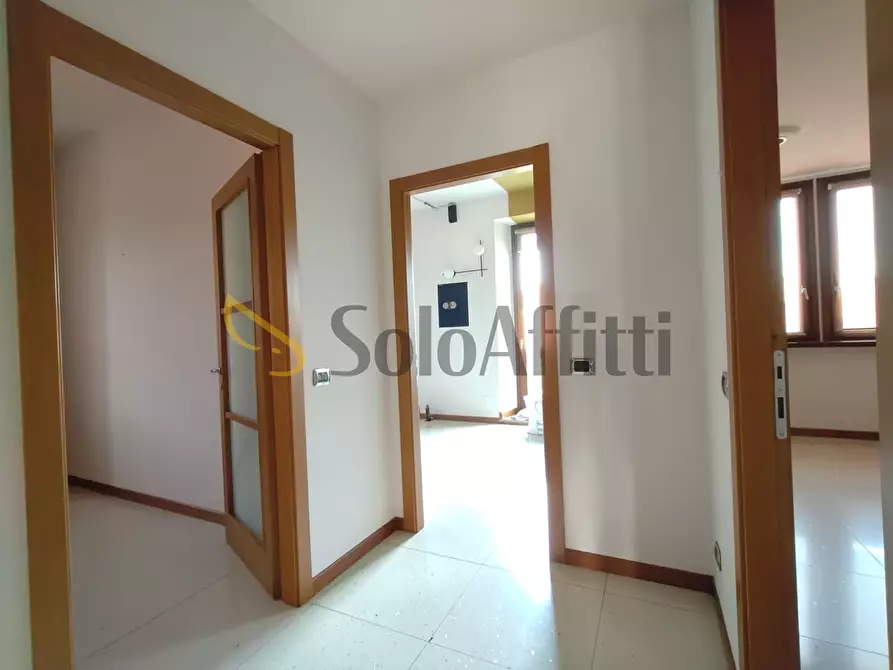 Immagine 5 di Ufficio in affitto  a Gallarate