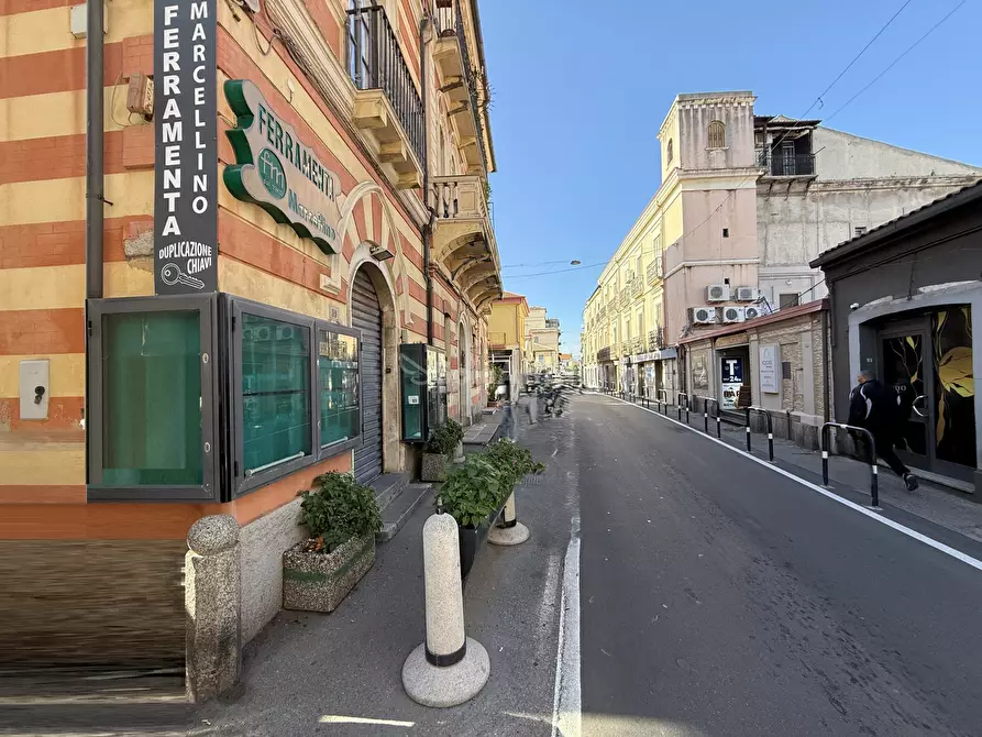 Immagine 2 di Locale commerciale in affitto  in Via Progresso 39 a Catanzaro