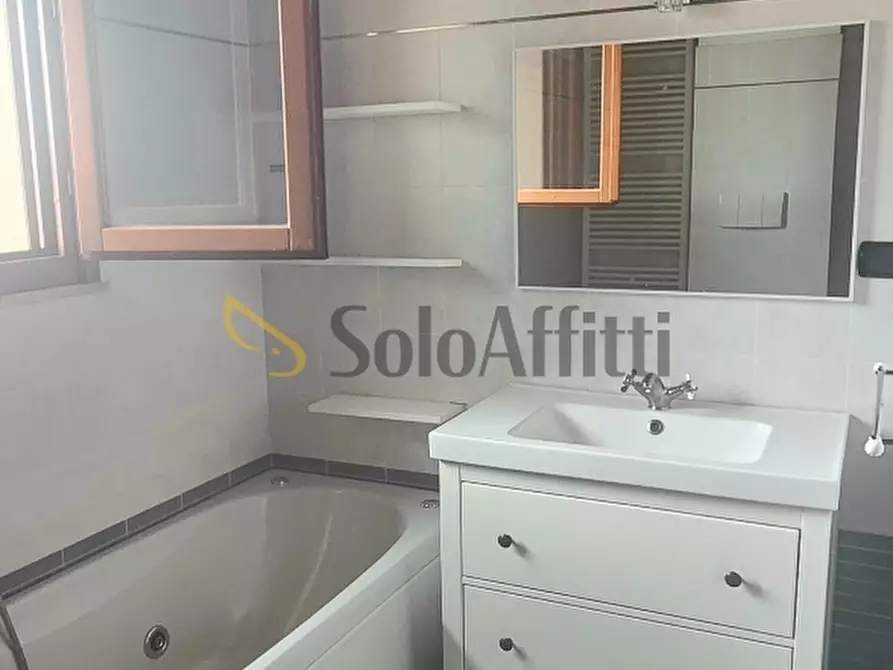 Immagine 11 di Bilocale in affitto  in Via Emilio Gino Segre' 4 a Certosa Di Pavia