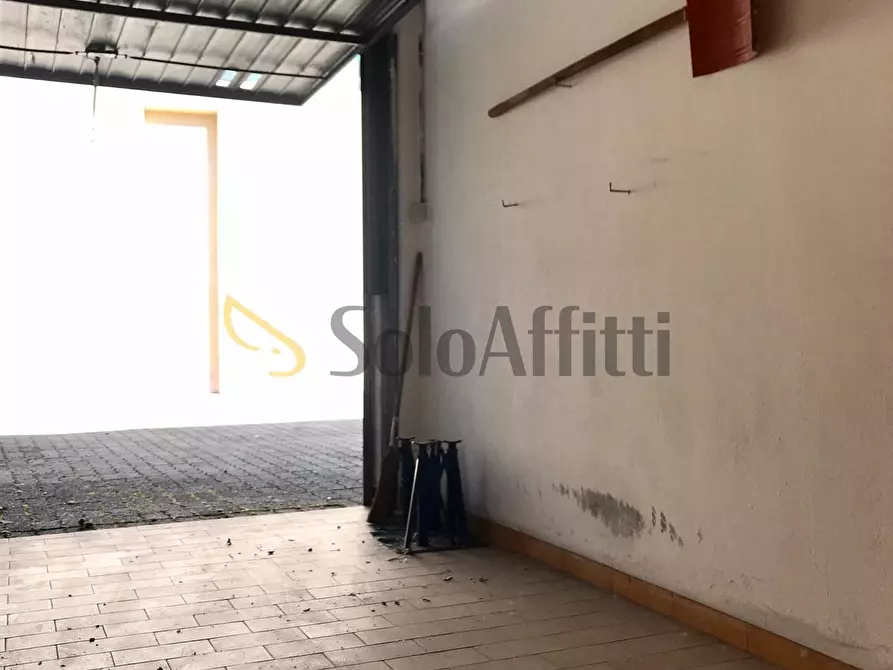 Immagine 15 di Garage in affitto  in Via Borgomanero a Torino