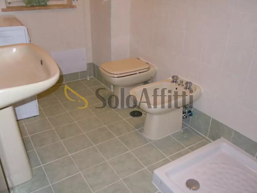 Immagine 7 di Bilocale in affitto  a Catanzaro