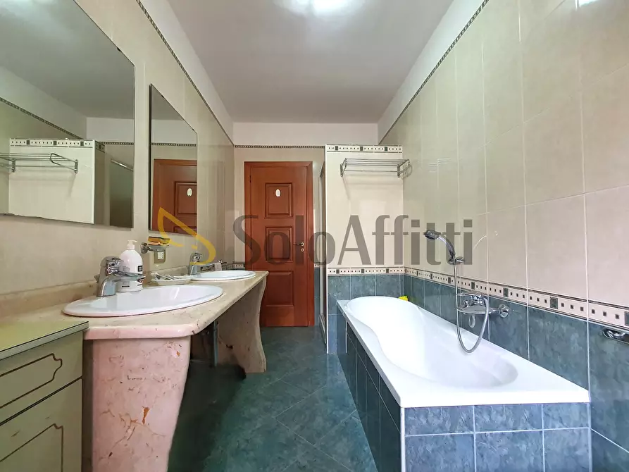 Immagine 12 di Bilocale in affitto  a Catanzaro