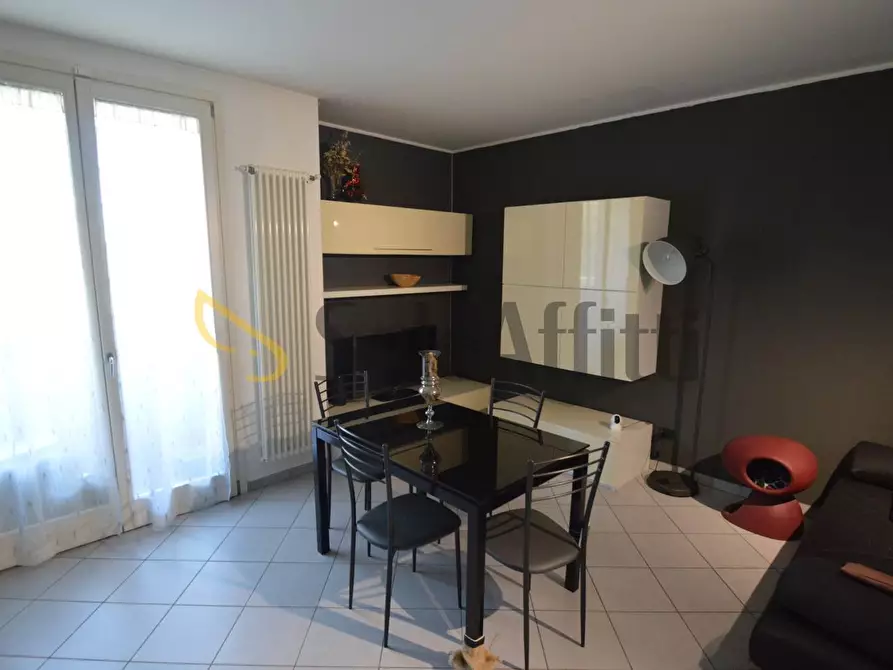 Immagine 1 di Bilocale in affitto  in Via Giuseppe di Vittorio 3 a Lacchiarella