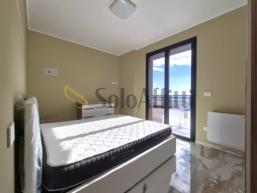 Immagine 5 di Quadrilocale in affitto  a Catanzaro