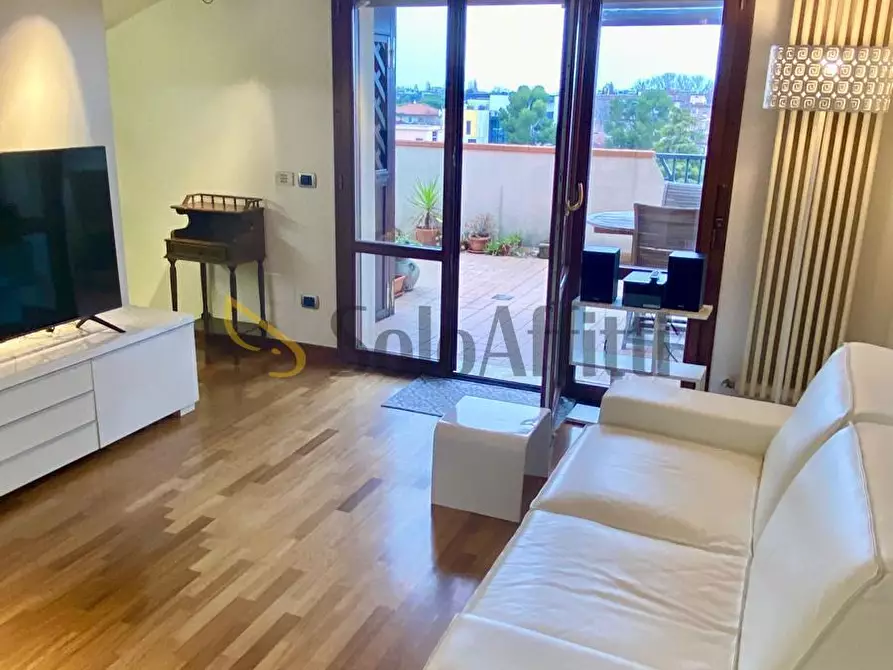 Immagine 7 di Attico in affitto  in Via Sebastiano Vanzi 18 a Rimini