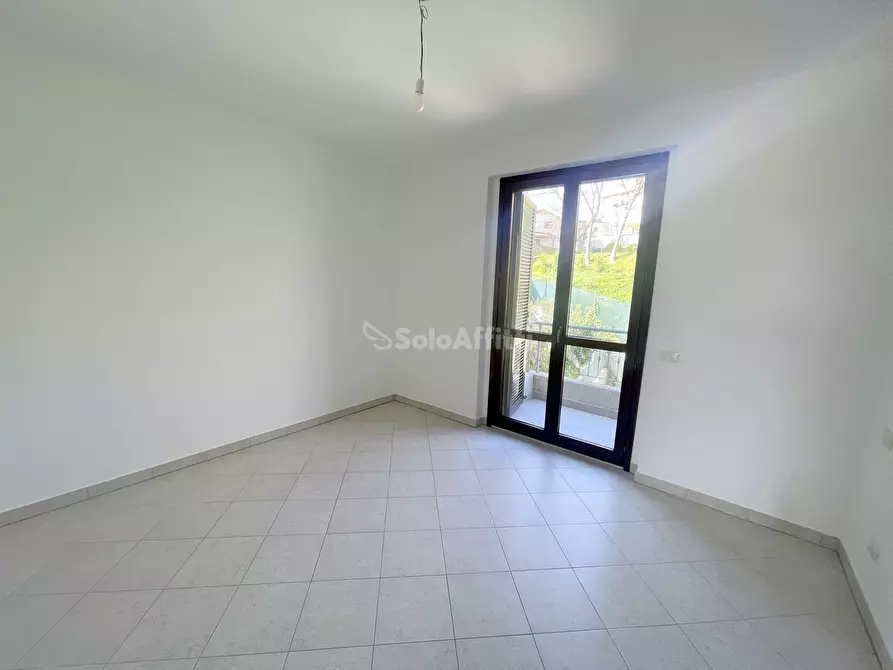 Immagine 6 di Bilocale in affitto  a Agugliano